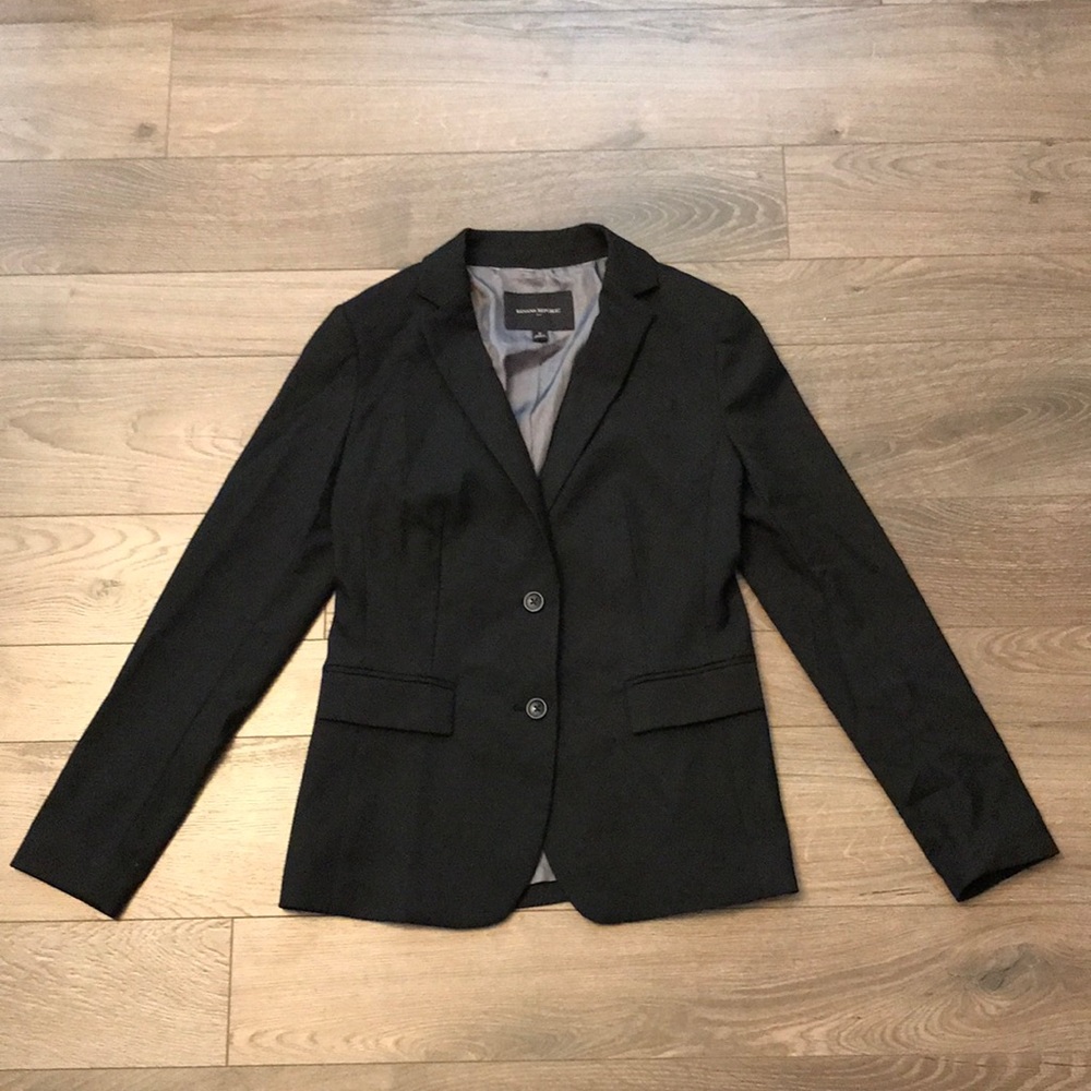 Banana Republic Black Blazer (Size 2)